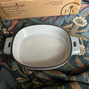 Pampered Chef 1qt Enameled Cast Iron Baker